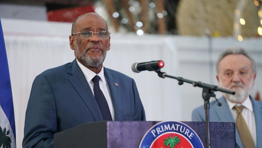 Primer ministro de Haití renuncia mientras estaba de gira ante ola de violencia en el país