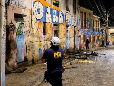 Tragedia en el cerro Cordillera de Valparaíso: niños de 12 y 16 años fallecieron producto de un incendio en el cuarto piso de su casa