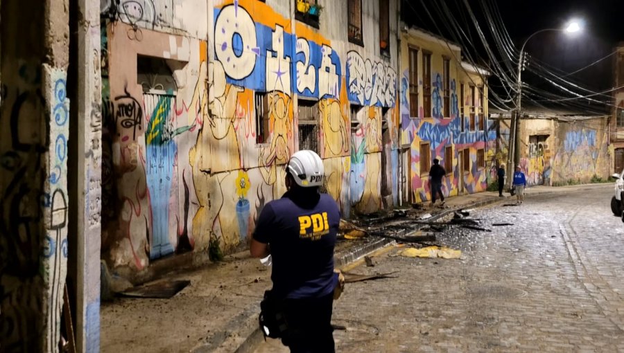 Tragedia en el cerro Cordillera de Valparaíso: niños de 12 y 16 años fallecieron producto de un incendio en el cuarto piso de su casa