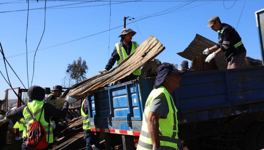 Municipio de Valparaíso trabaja en catastro de familias afectadas y plan de reconstrucción