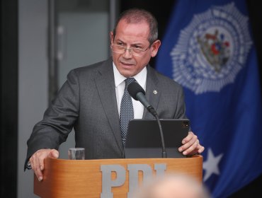 PDI afirma que su Director "acata el Estado de Derecho" pero decide no renunciar al cargo tras allanamiento