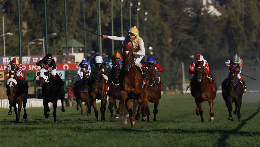 «Kay Army» demostró por qué era el favorito y se quedó con El Derby y la Triple Corona