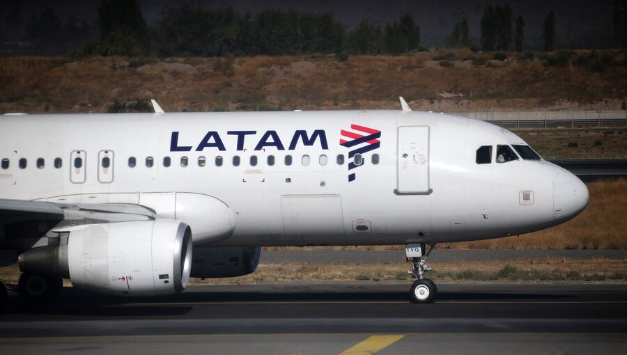 Latam anuncia la suspensión de 12 vuelos desde y hacia el aeropuerto de Calama