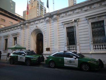 $400 mil incautados en procedimiento policial se extravían desde la Primera Comisaría de Santiago