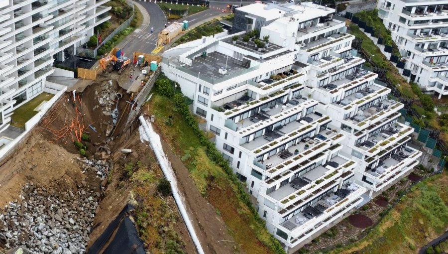Pruebas del MOP en el colector provisorio abre la posibilidad que vecinos del Santorini Norte puedan volver a habitar el edificio de Reñaca
