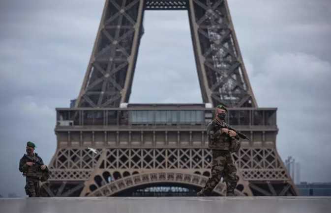 Francia moviliza a 4 mil militares para hacer frente a la "grave amenaza" terrorista en el país
