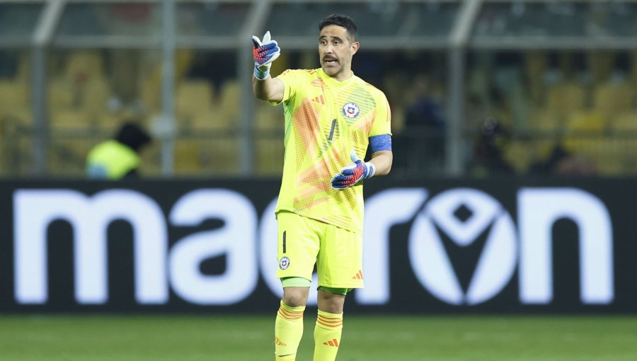 Claudio Bravo destaca lo hecho por Chile pese a caer ante Francia: "Nos vimos compitiendo al máximo nivel"