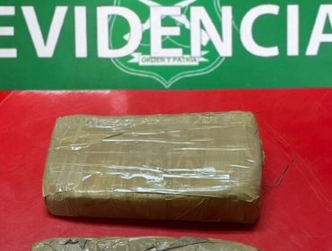 Pareja es detenida al ser sorprendida portando más de dos kilos de cocaína en San Bernardo