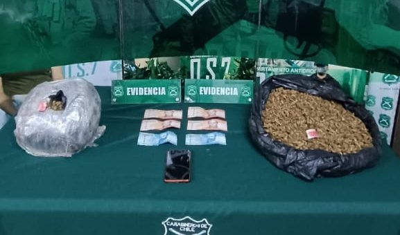 Decomisan droga oculta en el pick up de una camioneta que circulaba por la ruta 5 Norte en Nogales