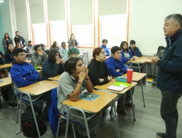 Alumnos de tercero y cuarto medio cuentan con preuniversitario gratuito en Limache