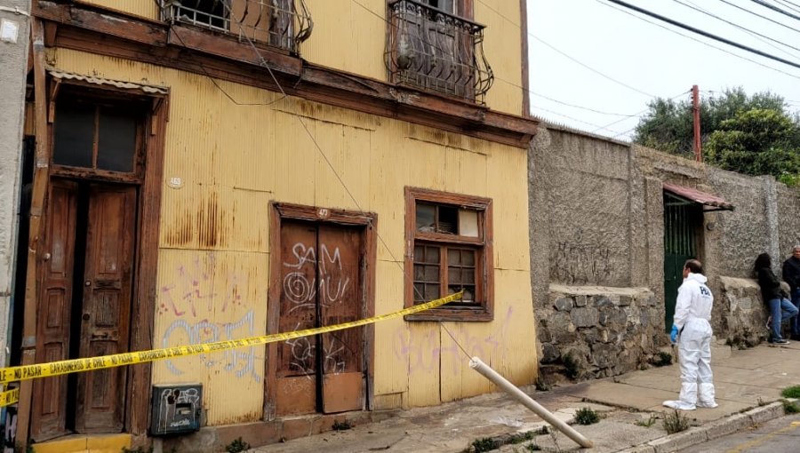 Homicidio a una abuelita de 88 años remece el Cerro Yungay en Valparaíso: Se investiga robo como móvil