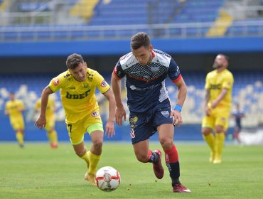 Primera B: Deportes Recoleta gana de visita y sube al primer lugar de la tabla