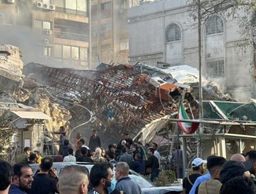 Ataque aéreo atribuido a Israel contra el edificio del consulado de Irán en Siria deja cinco fallecidos