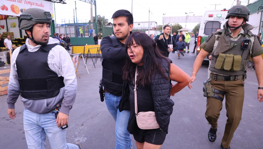 Decretan prisión preventiva para mujer que disparó e hirió a tres personas en el mercado de Lo Valledor