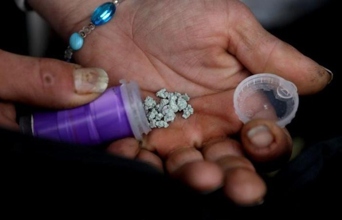 Los obstáculos que enfrenta el proyecto piloto para despenalizar el consumo de drogas duras en Canadá