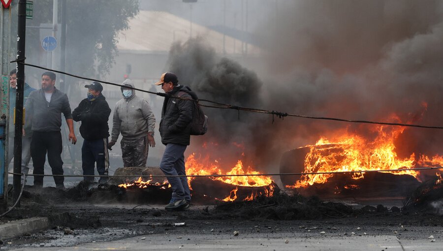 Crisis de la sardina provoca intensas protestas de pescadores artesanales en rutas del Gran Concepción