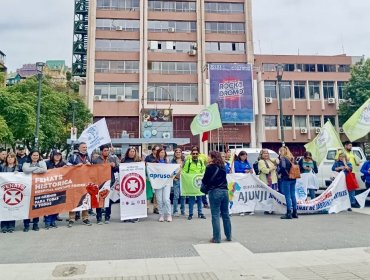 Mesa de Salud de la CUT Valparaíso le declara la "guerra" a Directora del SSVQ: la acusan de no atender sus demandas por una vivienda