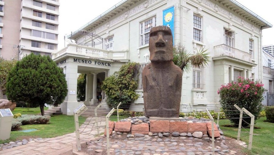 Tres libros sobre la Isla de Pascua se presentarán este viernes en el museo Fonck de Viña del Mar