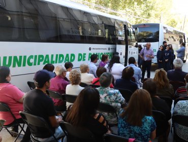 Entregan al municipio de Panquehue dos buses para el traslado de estudiantes y personas mayores