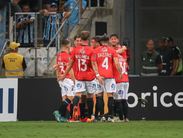 Huachipato trepa a la cima de su grupo tras dar la sorpresa y derrotar a Gremio en Copa Libertadores