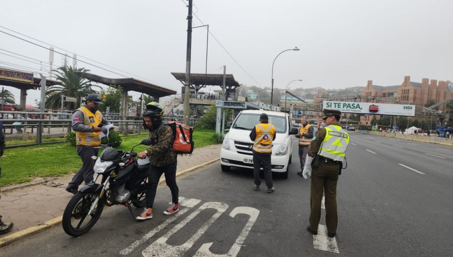 Carabineros junto con la Seremi de Transportes intensifican los controles vehiculares en Valparaíso