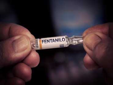 Prisión preventiva para técnico en enfermería que vendía fentanilo en San Antonio: fue detectada por carabinero encubierto