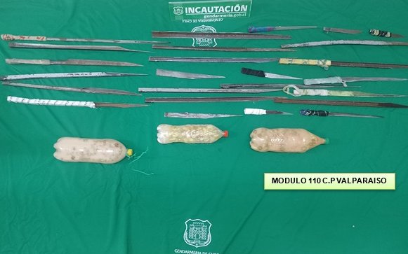 Decomisan más de 50 armas blancas artesanales en allanamientos simultáneos en las cárceles de Valparaíso y de Quillota