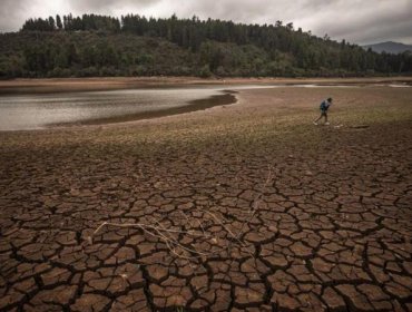 Las alarmantes imágenes que muestran los bajos niveles de los embalses de Bogotá por los que empiezan los racionamientos en la ciudad