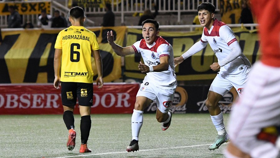 La Serena trepó a la cima del Ascenso venciendo a San Luis en Quillota