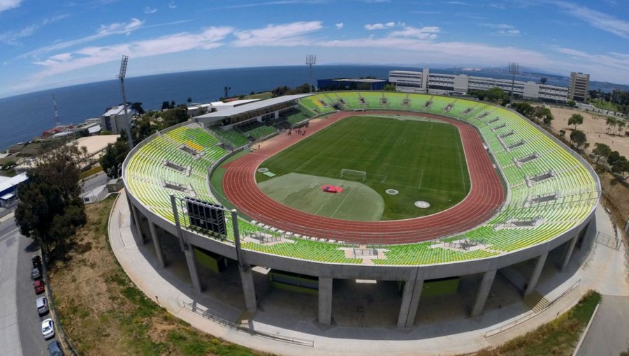 FIFA visita estadios de Valparaíso y Viña del Mar de cara al Mundial Sub 20 de 2025