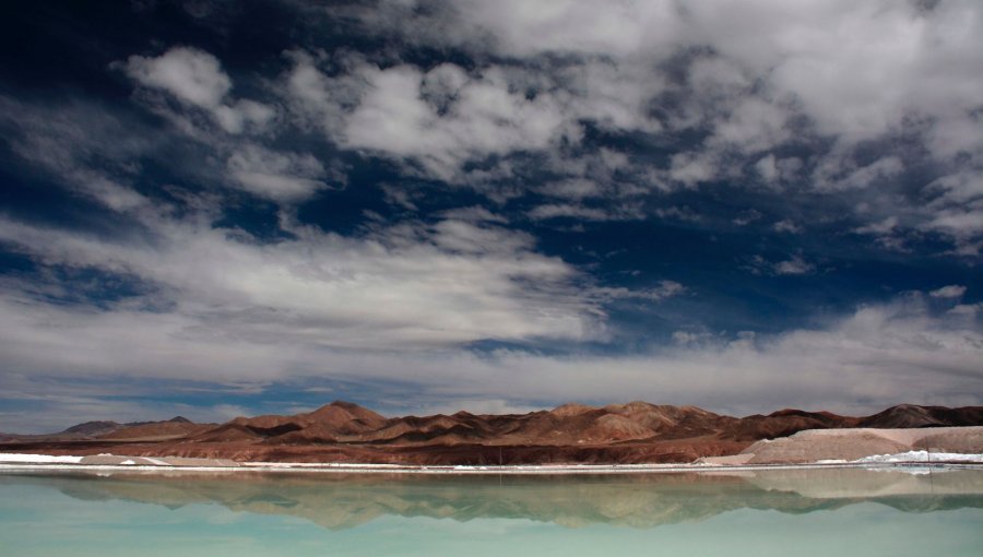 Ministerio de Minería inicia proceso para que inversionistas se interesen en desarrollar proyectos de litio en Chile