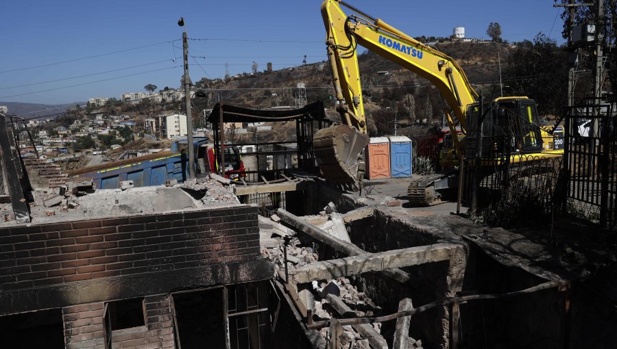 Piden más instancias de diálogo tras recurso que detiene demolición de viviendas afectadas por el megaincendio en Viña del Mar