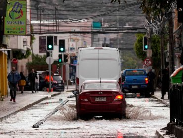 Lluvias del fin de semana obligan a 59 colegios de Atacama a suspender sus clases