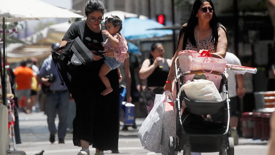 Estudio del Sernac revela que un 59% de las consumidoras se han sentido discriminadas por su género