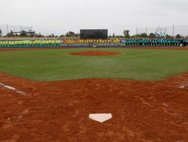 Denuncian insólito robo del pasto de las canchas de béisbol que fueron utilizadas en los Juegos Panamericanos Santiago 2023