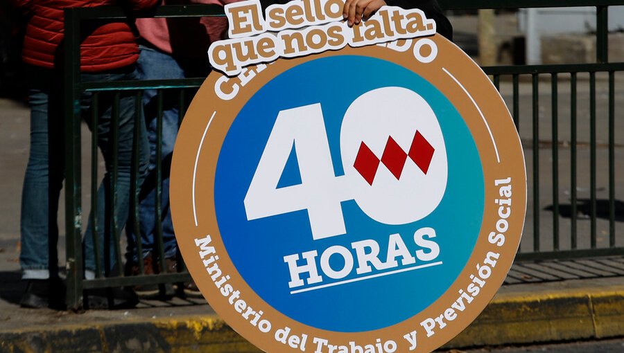 Ley de 40 horas: Dirección del Trabajo aclara que no es válida la reducción de la jornada laboral por goteo de minutos