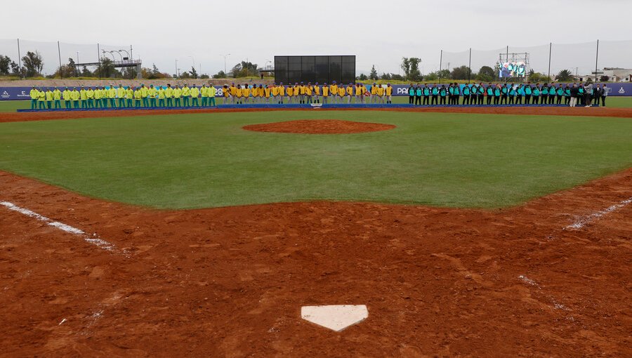 Denuncian insólito robo del pasto de las canchas de béisbol que fueron utilizadas en los Juegos Panamericanos Santiago 2023