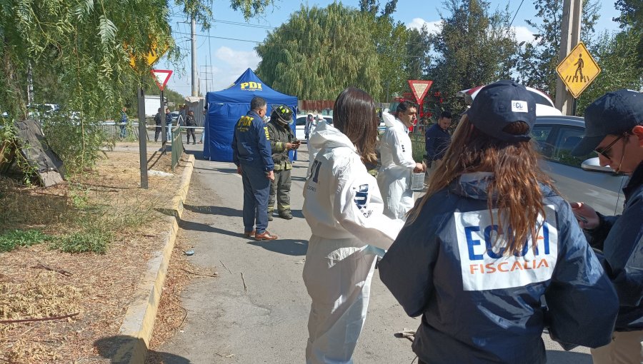 Cadáver hallado en canal de regadío de Maipú tendría data de muerte de tres meses