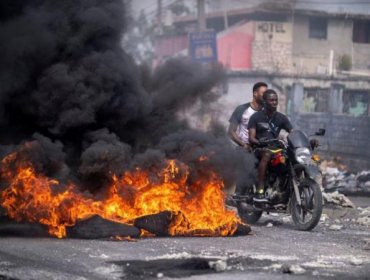 Consejo de transición de 9 personas asume el poder en Haití en medio de la crisis de violencia que azota al país