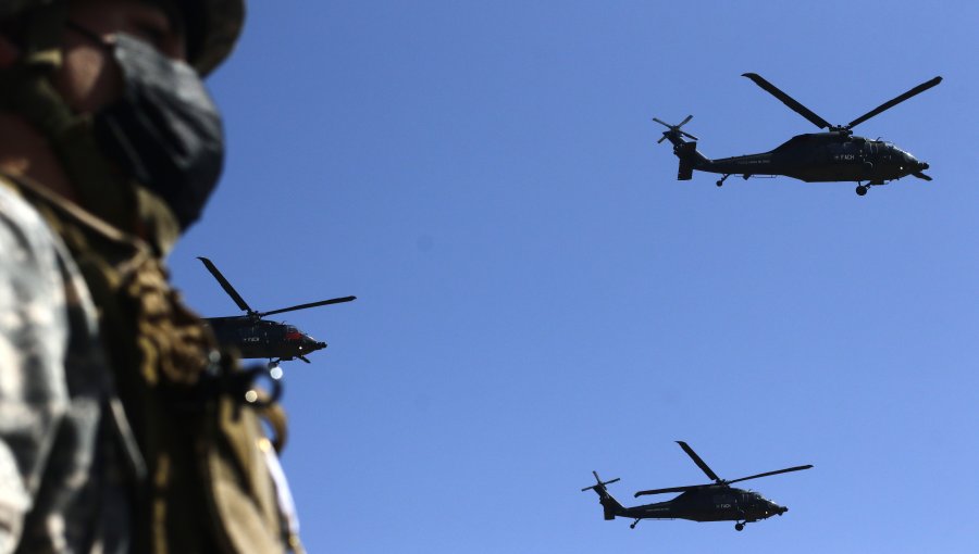 Ecuador: Mueren 8 personas al caer helicóptero militar con ayuda por inundaciones