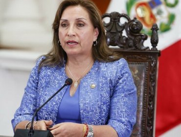 Fiscal ahora acusa a presidenta peruana Dina Boluarte por cohecho en caso Rólex