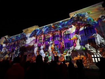 «Valparaíso Colores de Noche» congregó a unas 2 mil personas en la biblioteca Severín