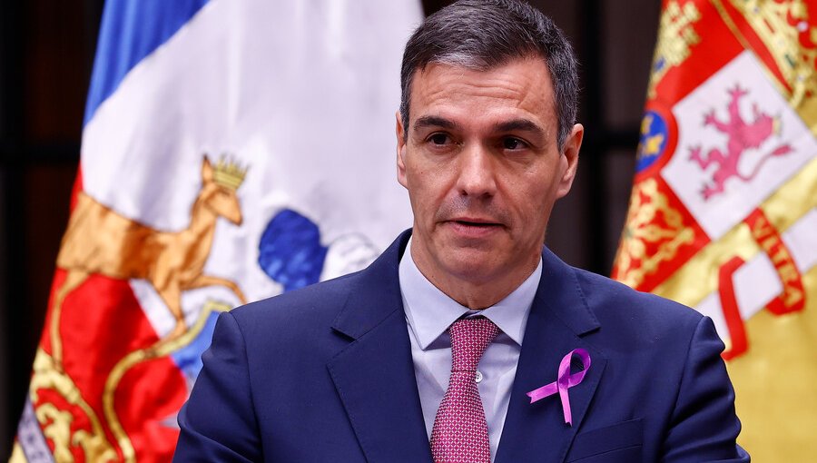 Presidente del Gobierno español anuncia que seguirá “con más fuerza” al frente del Ejecutivo