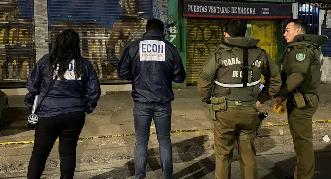 PDI indaga homicidio en barrio Franklin: Víctima fue acribillada por la espalda