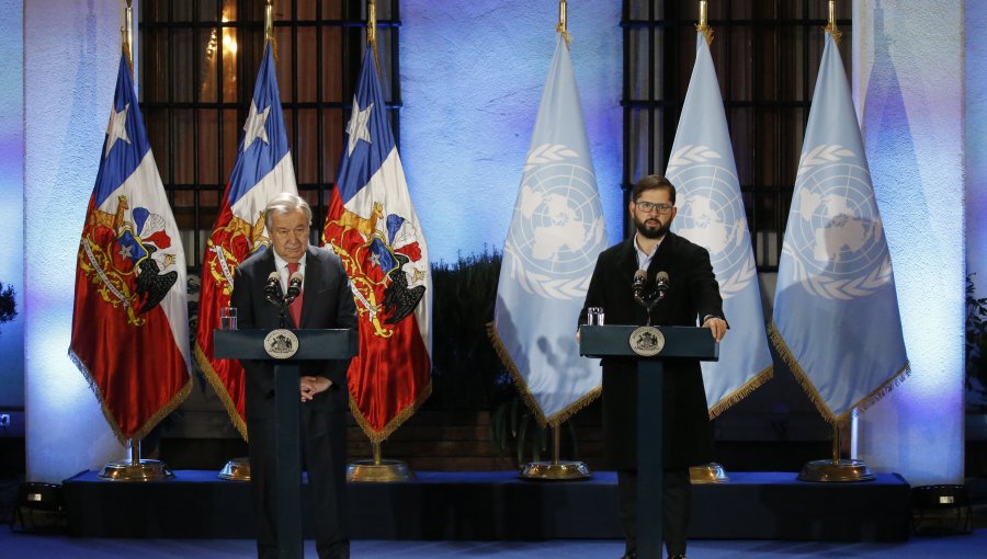 Boric en reunión con secretario general de la ONU pide levantar bloqueo de EE.UU. y avanzar "hacia la democratización" de Cuba