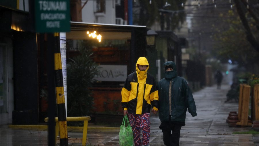 Lluvias en la Quinta Región: Establecen 15 polígonos de riesgo en zona del megaincendio y no descartan utilizar Alerta SAE para evacuar