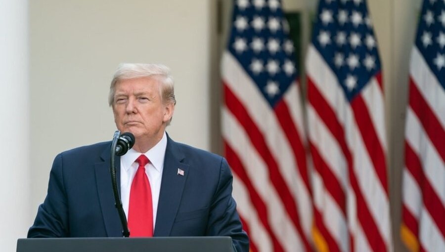 Trump arremete contra “corrupto Joe Biden” por amenaza de retener armas a Israel y lo acusa de "posicionarse" junto a Hamás