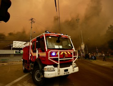 Bomberos de Viña destapa graves falencias de comunicación con Conaf, Senapred y Delegada Presidencial durante el megaincendio