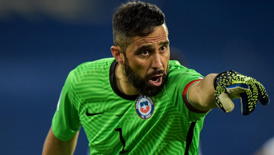 Claudio Bravo recordó ruego de “Chicharito” Hernández en goleada a México en la Copa América Centenario