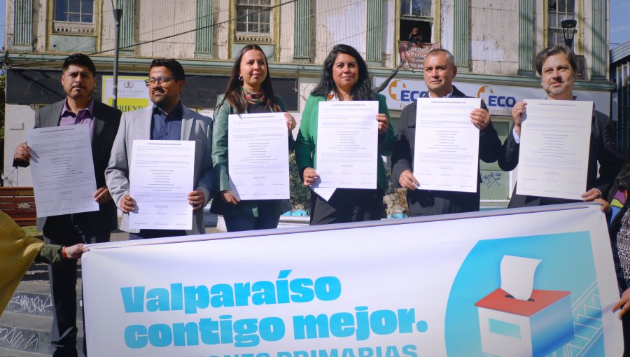 Candidatos oficialistas por la Alcaldía de Valparaíso firmaron acuerdo de apoyo mutuo para fortalecer un liderazgo único